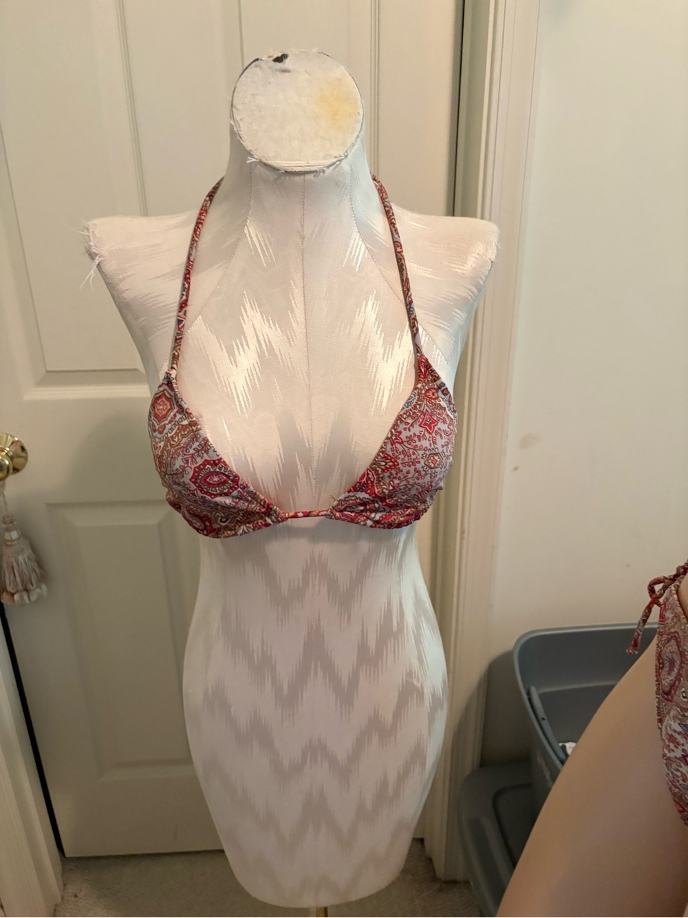Banana Republic size M Paisley Triangle Bikini  - Red Pattern